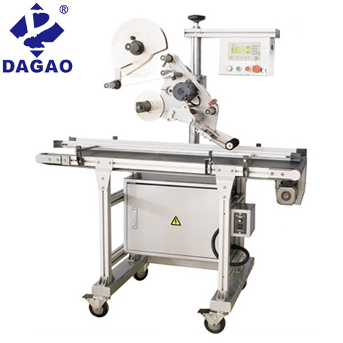 DG-CA2000型 自動(dòng)貼標(biāo)機(jī)、貼標(biāo)簽機(jī)